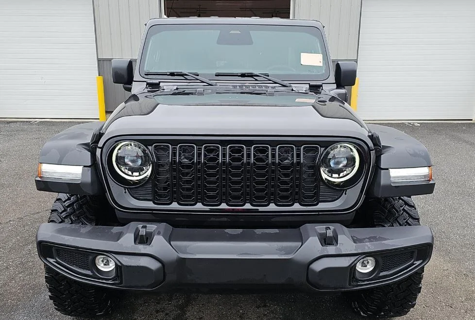 Used 2025 Jeep Wrangler 4xe Willys 4XE with VIN 1C4RJXN63SW585733 for sale in Kansas City