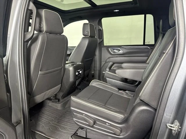 Used 2022 Gray GMC SLT image 12