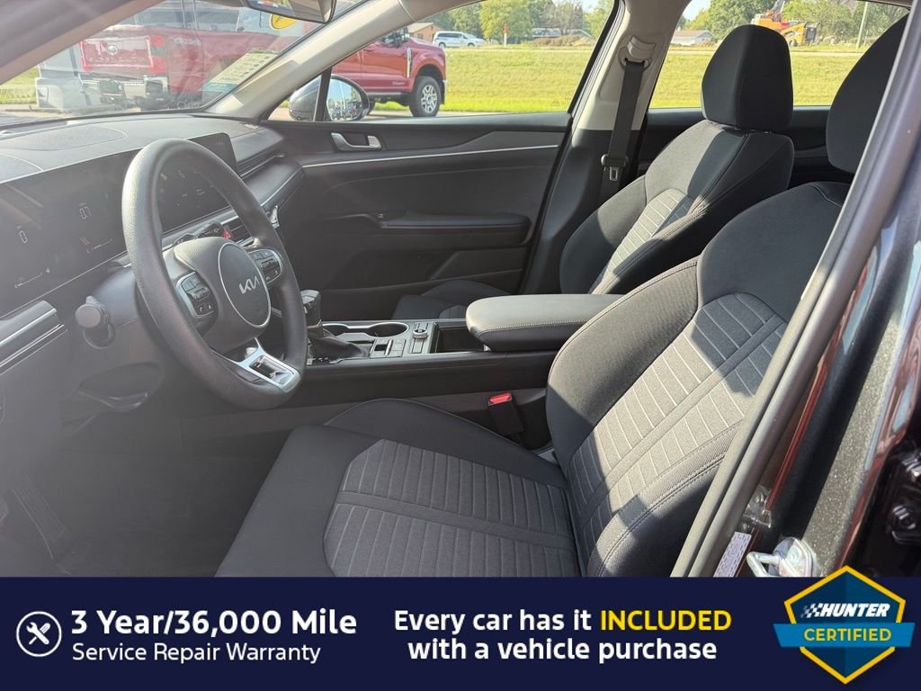 Used 2026 Gray Kia LXS image 4
