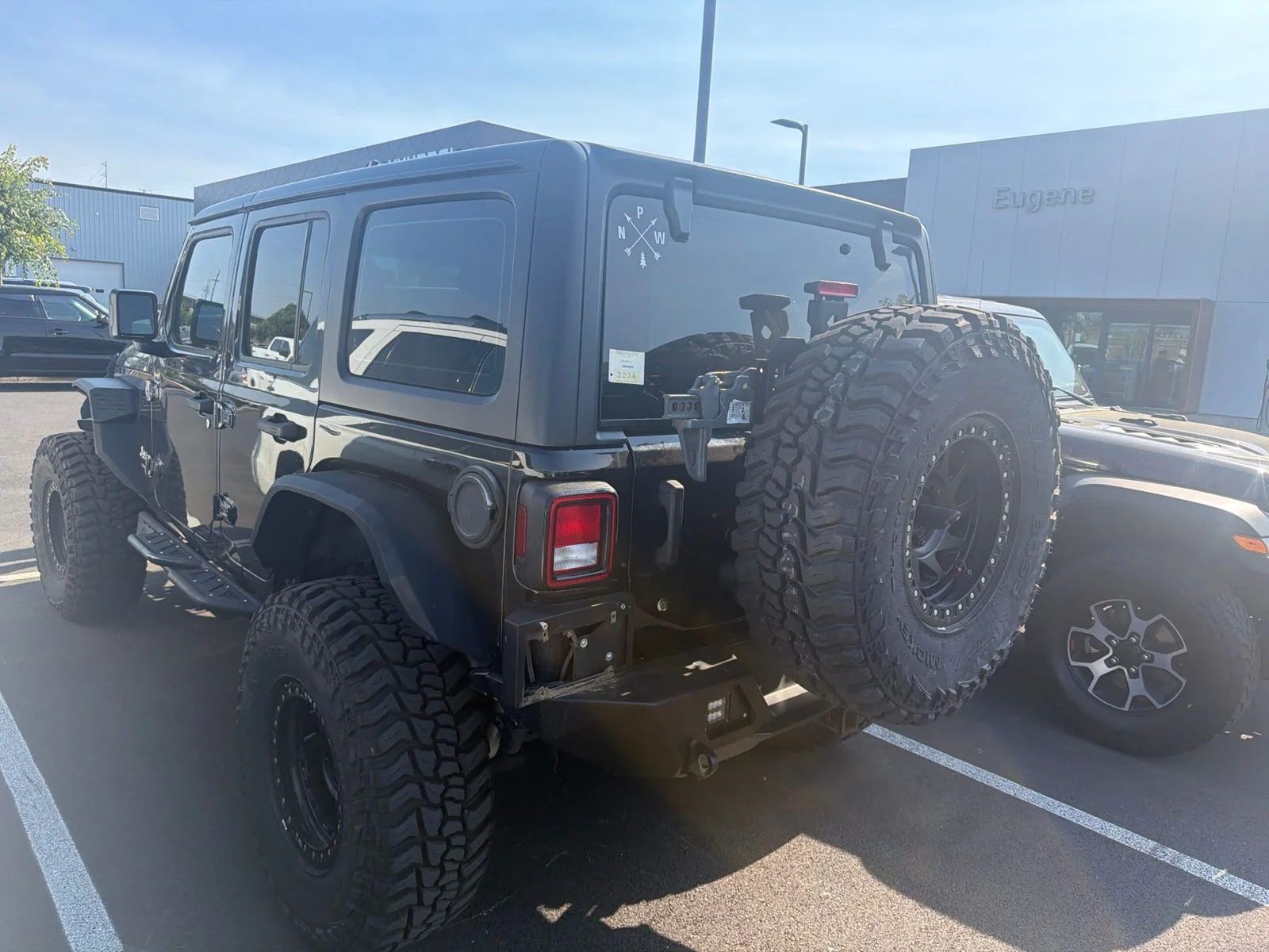 Used 2018 Black Jeep Unlimited Sport image 6