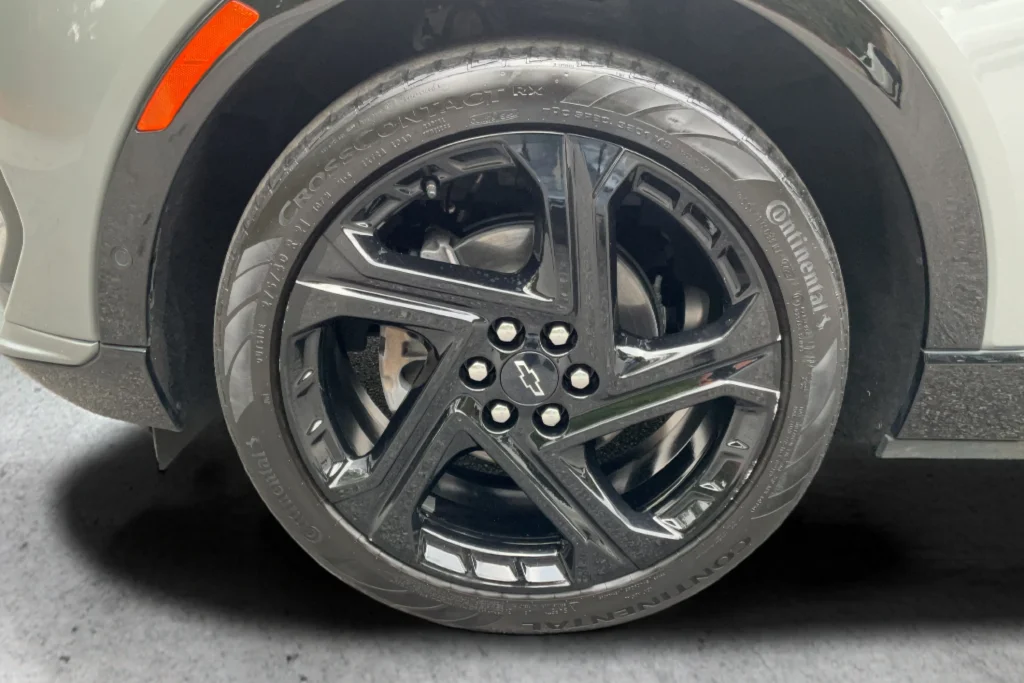 Used 2024 Gray Chevrolet RS image 25