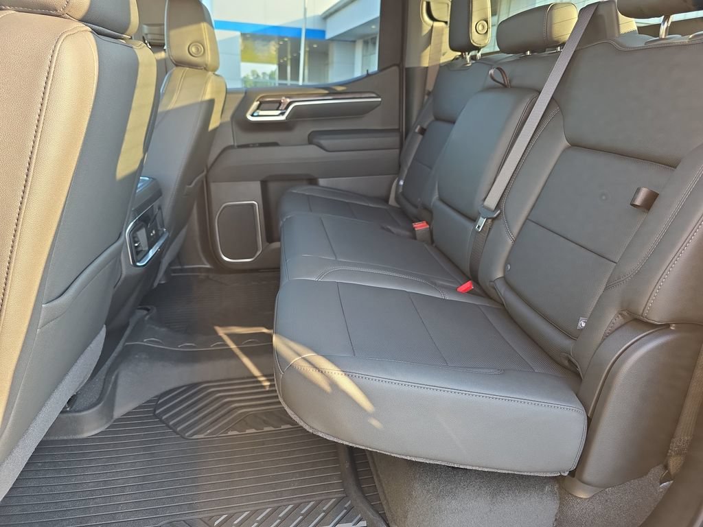 2026 Chevrolet Silverado 1500 LTZ - Photo 13