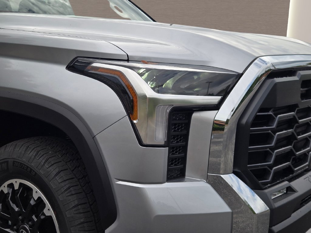 New 2026 Celestial Silver Metallic Toyota SR5 image 2