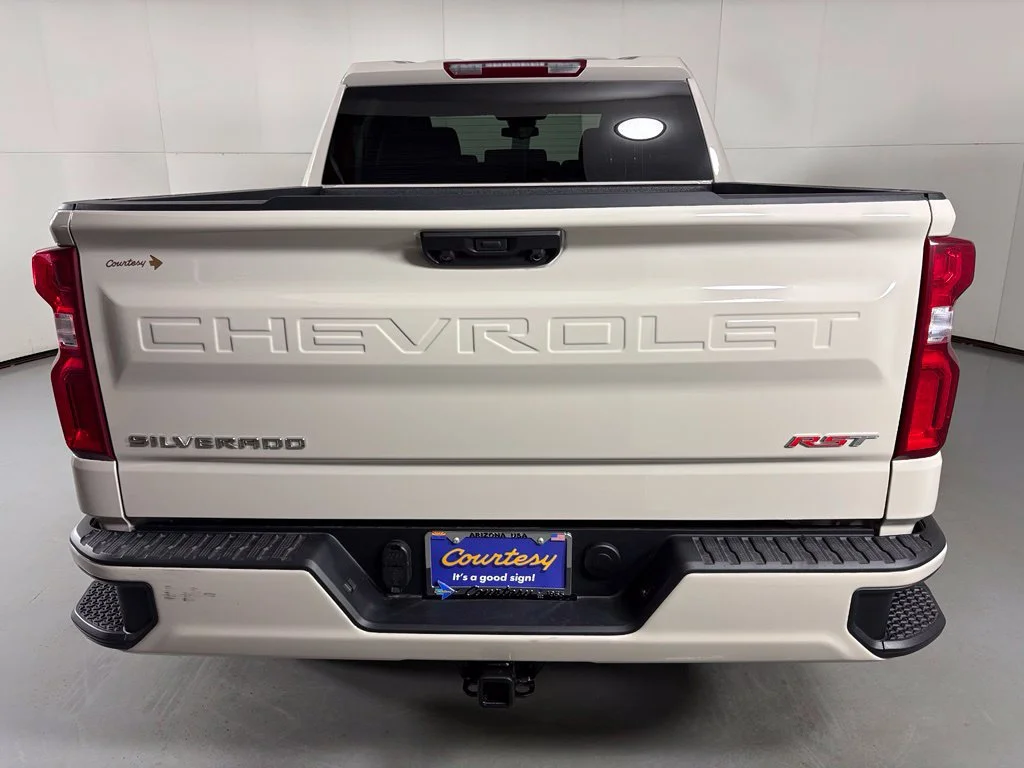 New 2026 White Sands Chevrolet RST image 8