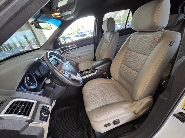 Used 2013 White Ford XLT image 16