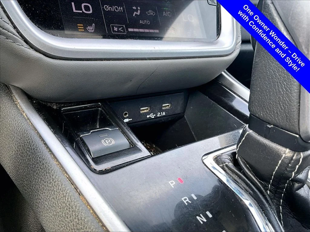 Used 2022 Silver Subaru Premium image 30