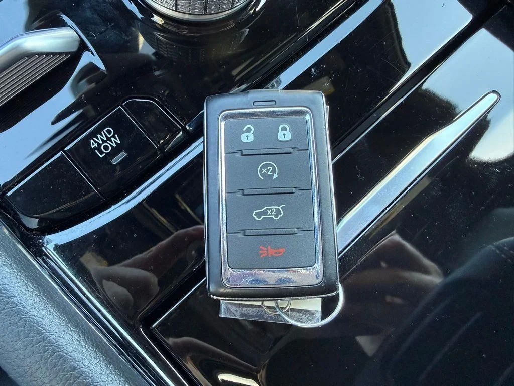 2024 Jeep Grand Cherokee Overland 4xe - Photo 30