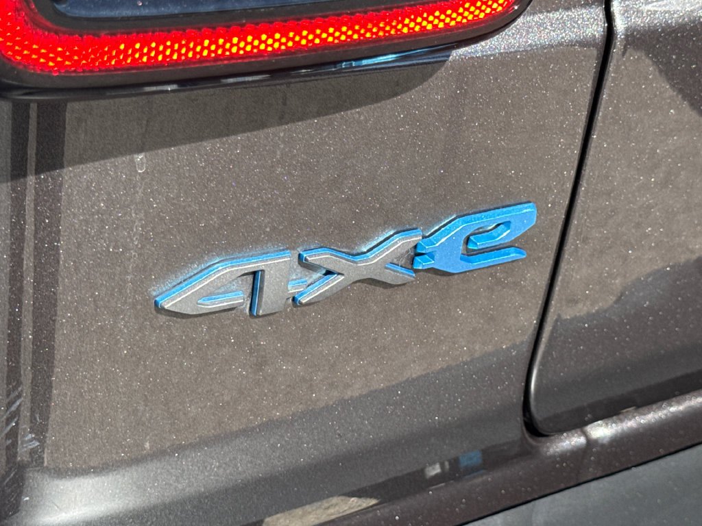Used 2024 Gray Jeep Sport S 4xe image 13