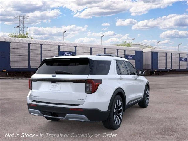 New 2026 Star White Metallic Tri-Coat Ford Platinum image 33