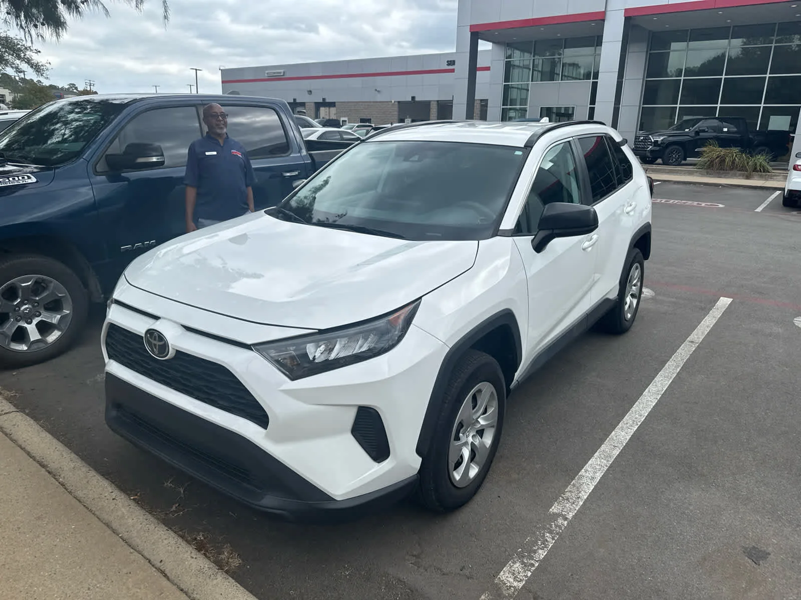 Used 2021 Super White Toyota LE image 2