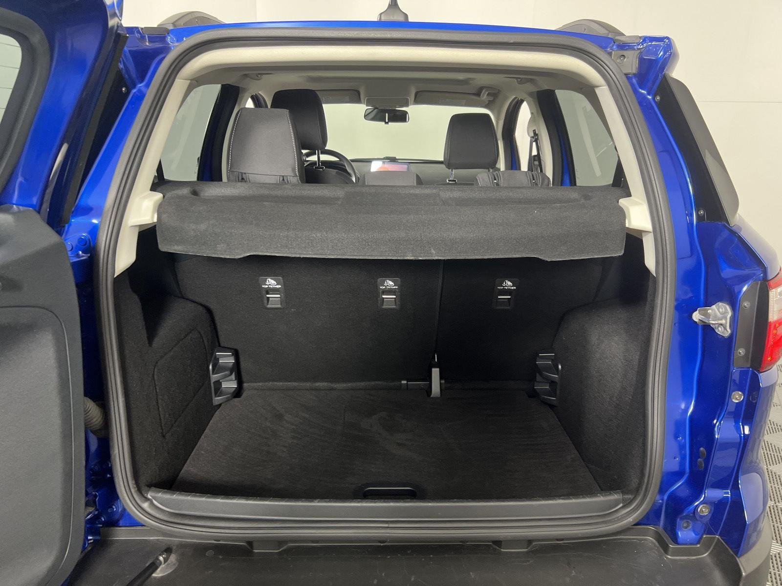 Used 2022 Lightning Blue Ford SE image 22