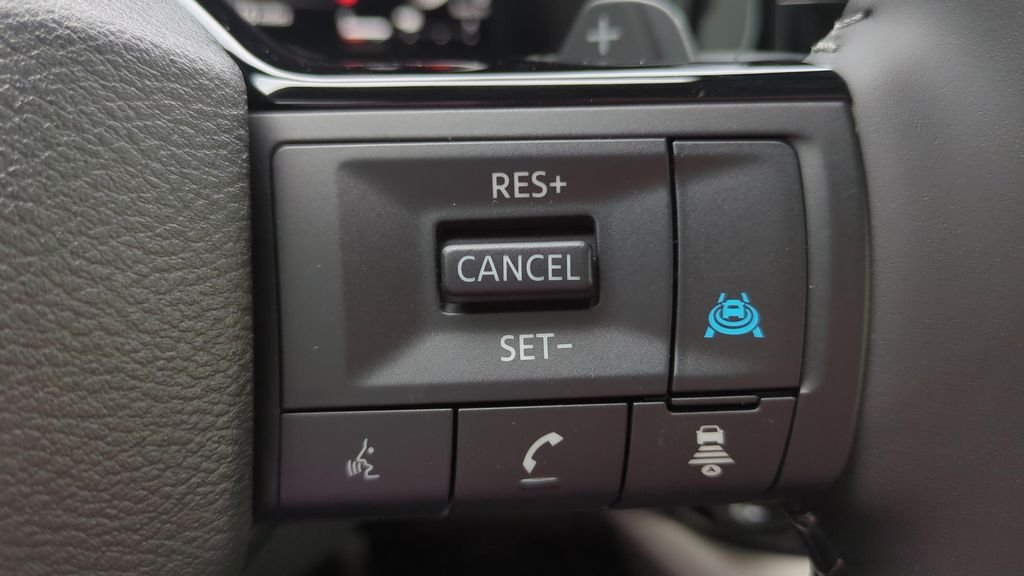 New 2026 Baltic Teal Pearl Nissan SL image 21