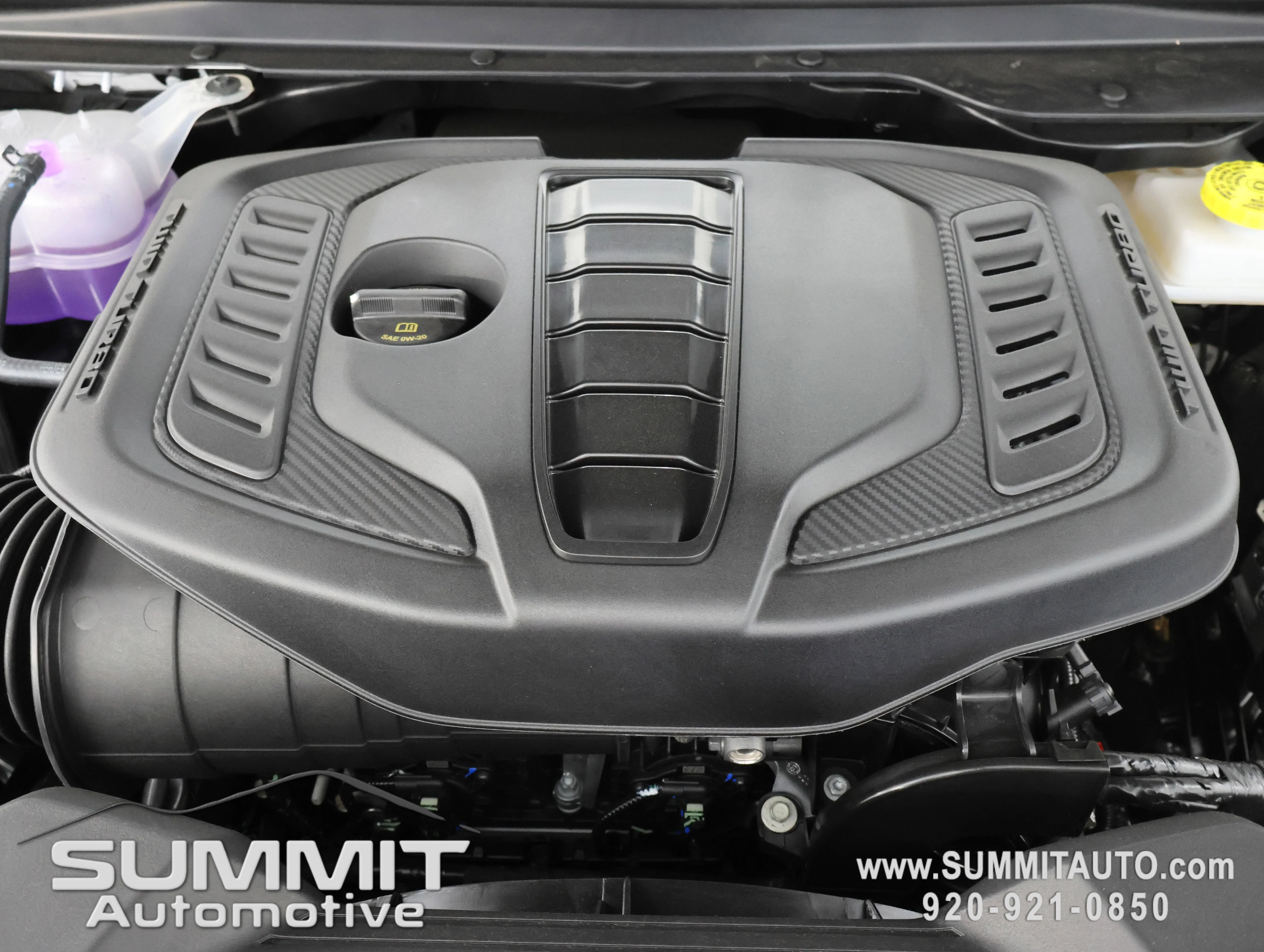 New 2026 Bright White Clear-Coat Exterior Paint Jeep Summit Obsidian image 24