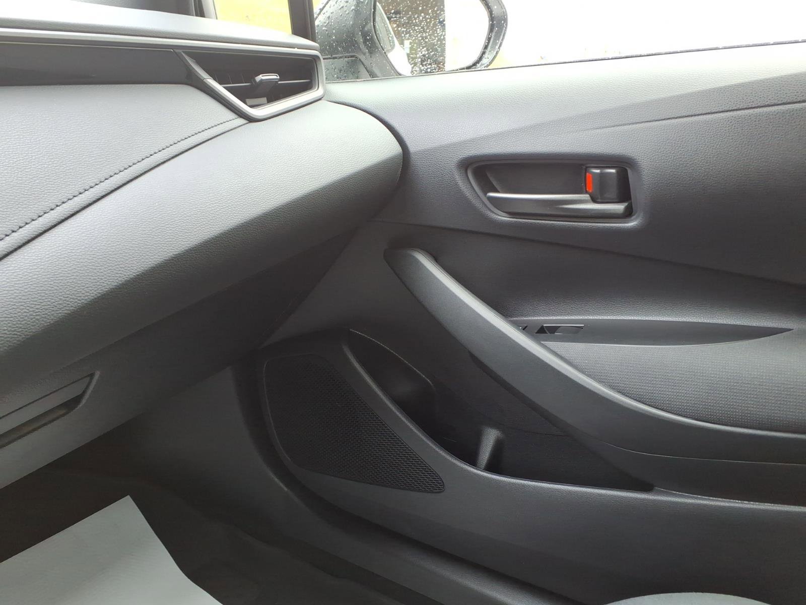 2025 Toyota GR Corolla Core - Photo 30