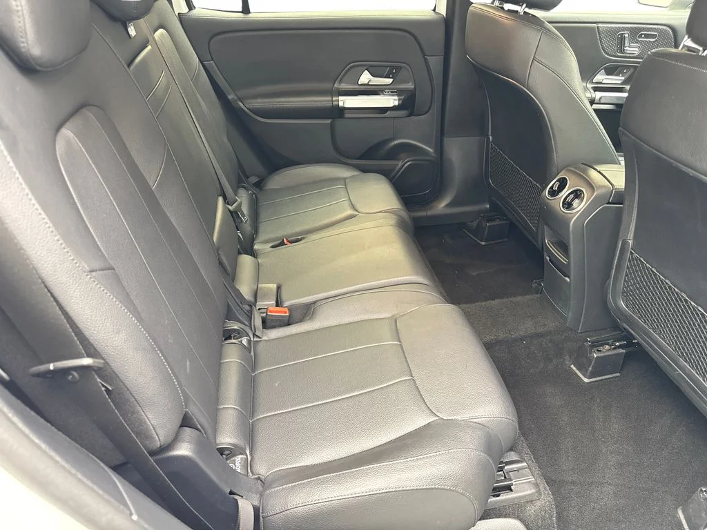 Used 2024 White Mercedes-Benz GLB 250 image 37
