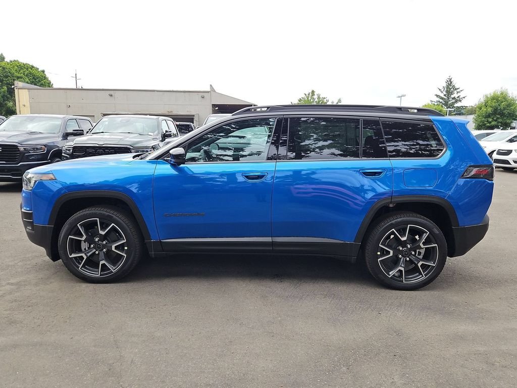 New 2026 Hydro Blue Pearl-Coat Exterior Paint Jeep Overland image 4