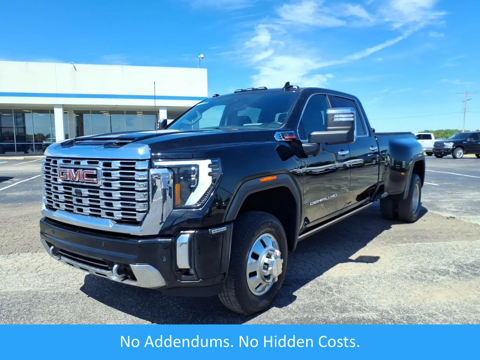 2024 GMC Sierra 4WD Crew Cab Long Box DRW Denali's photo
