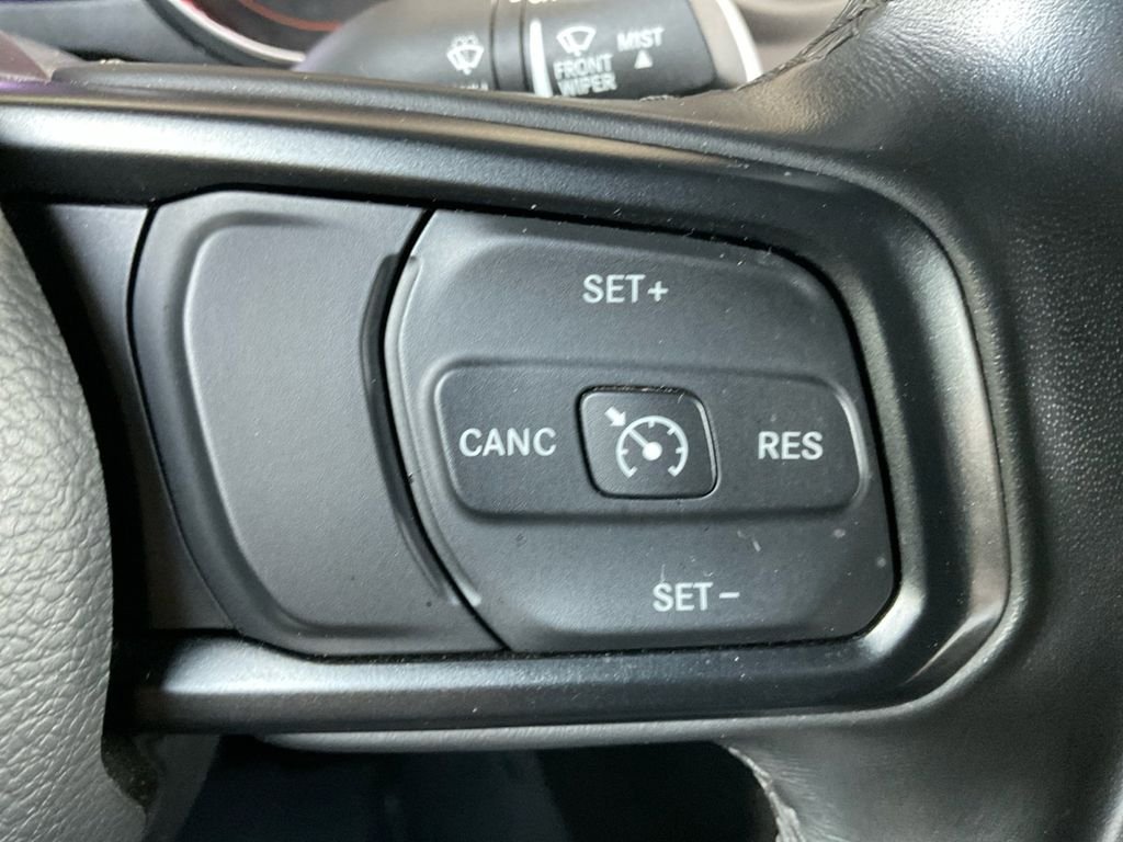 Used 2020 Silver Jeep Sport image 36
