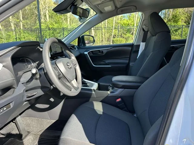Used 2023 Ice Toyota LE image 15