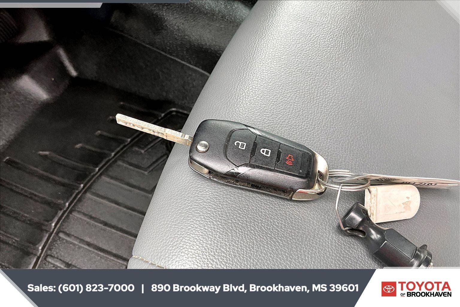 Used 2023 Oxford White Ford XL image 9