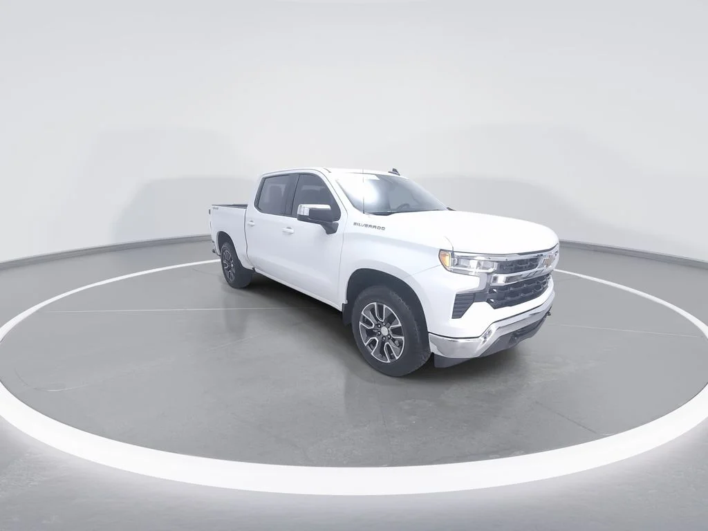 Used 2023 White Chevrolet LT image 2