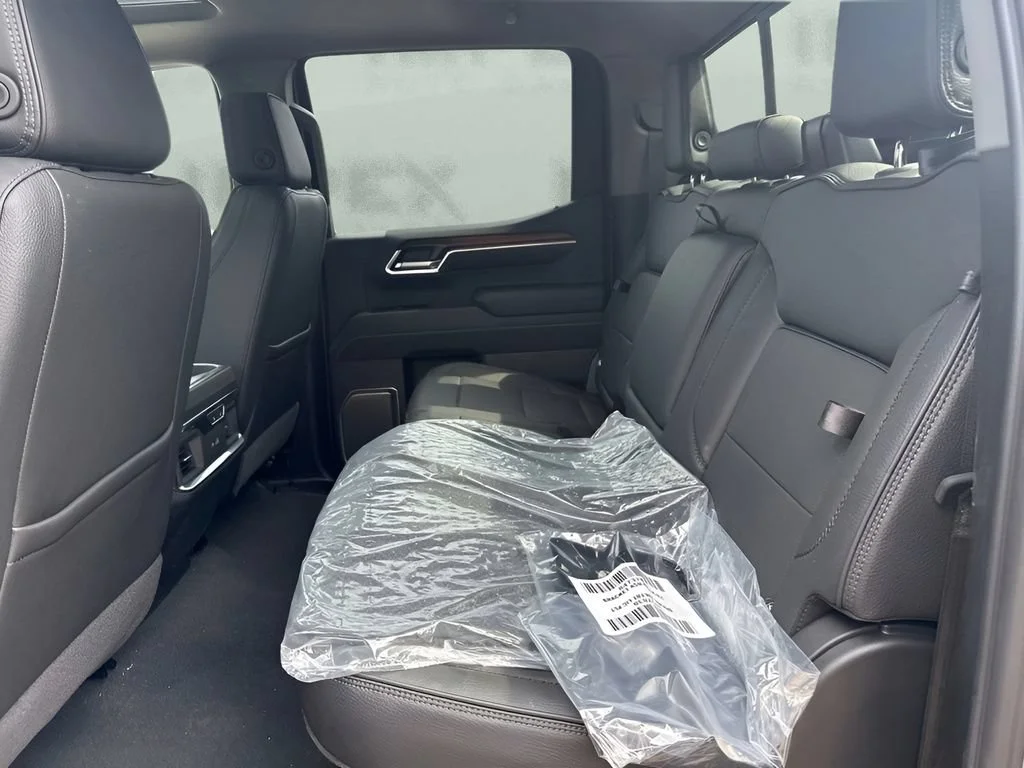 Used 2026 Sterling Metallic GMC Denali image 10
