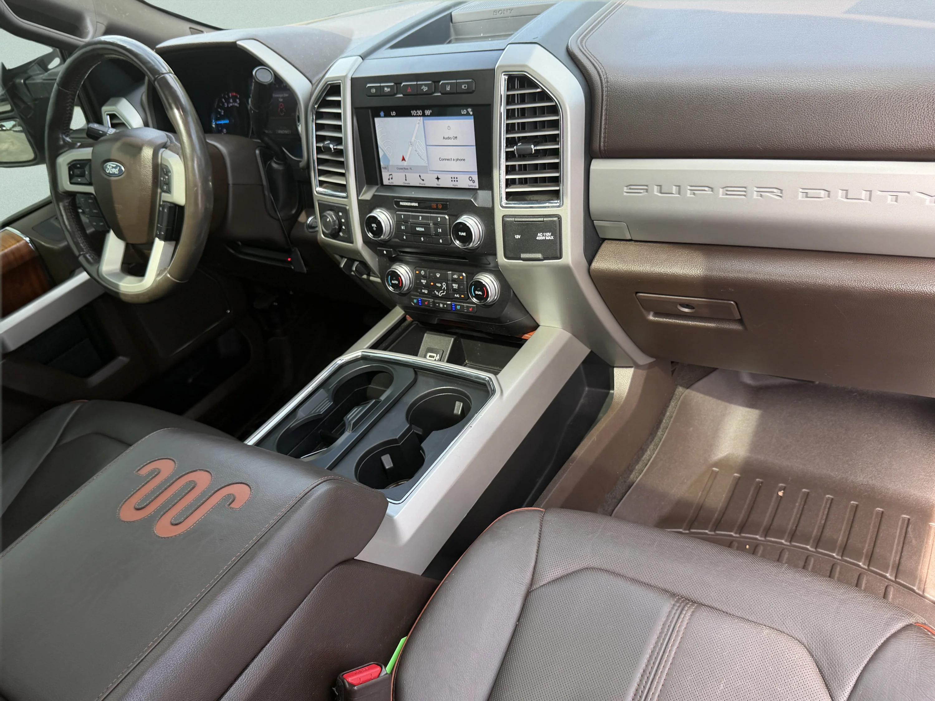 Used 2017 White Platinum Metallic Tri-Coat Ford King Ranch image 18