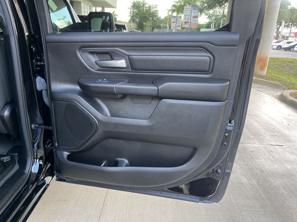 2023 RAM Ram 1500 Pickup Tradesman - Photo 22