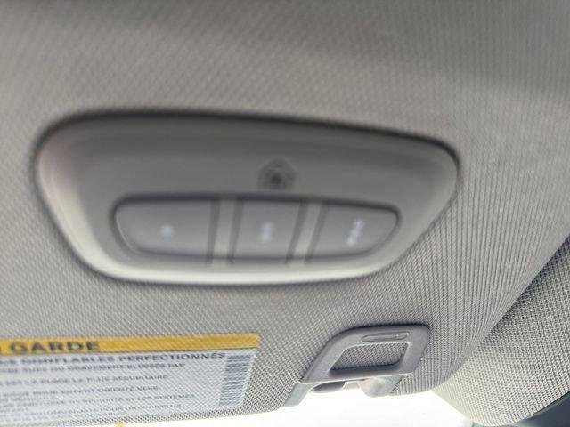 Used 2022 Bright White Clearcoat Jeep Limited image 26