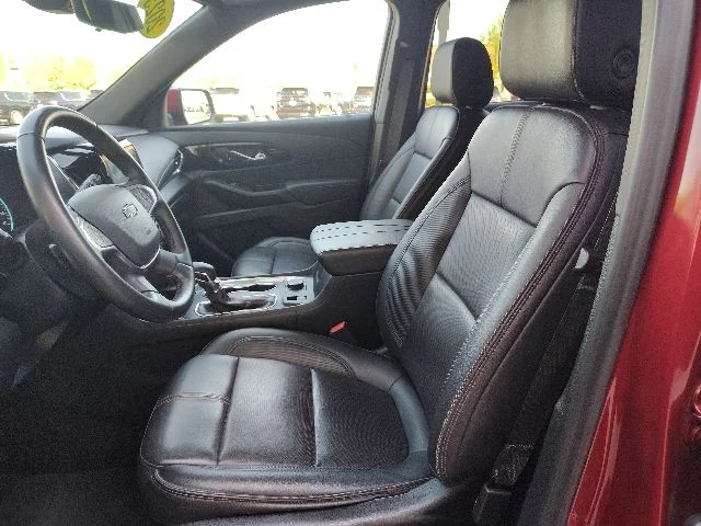 Used 2023 Red Chevrolet RS image 50