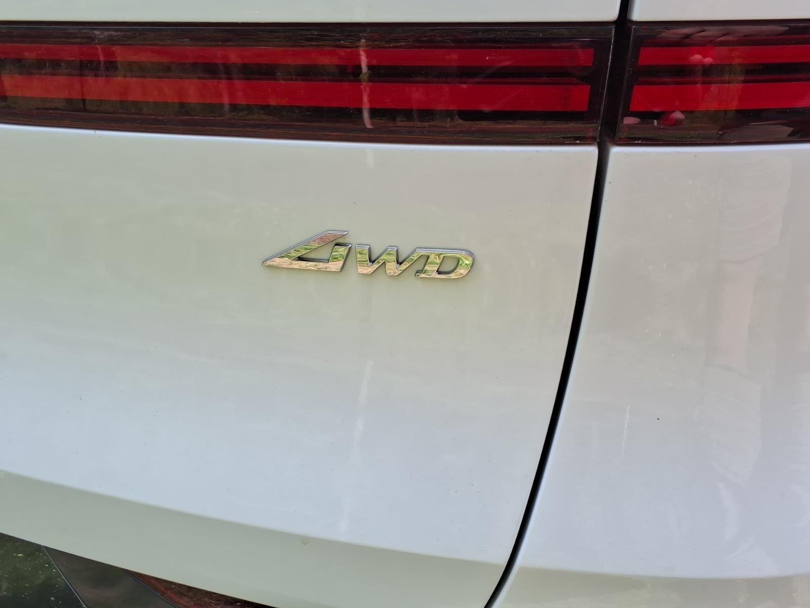 New 2026 Uyuni White Genesis 2.5T SELECT image 30