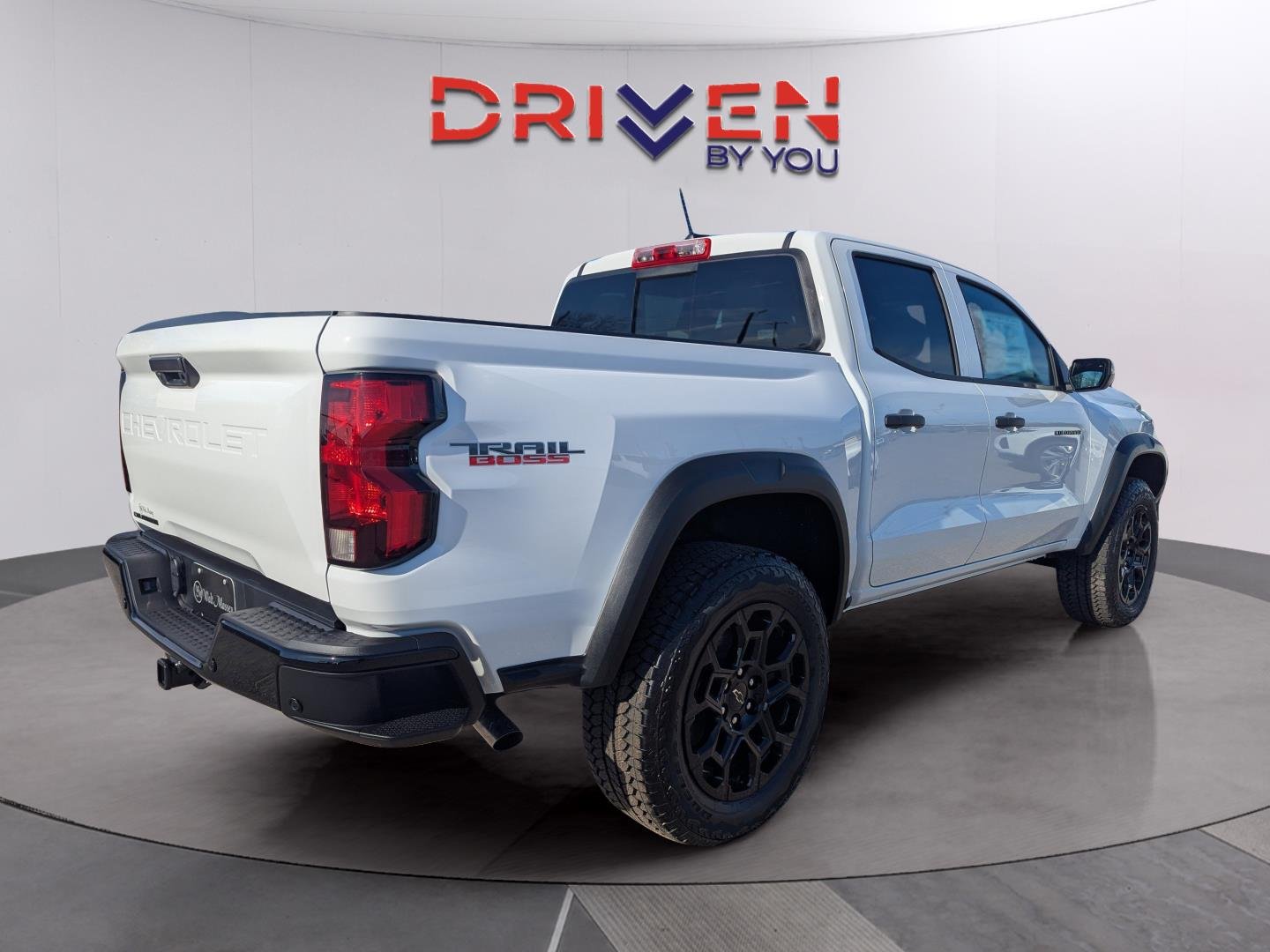 New 2026 Summit White Chevrolet Trail Boss image 7