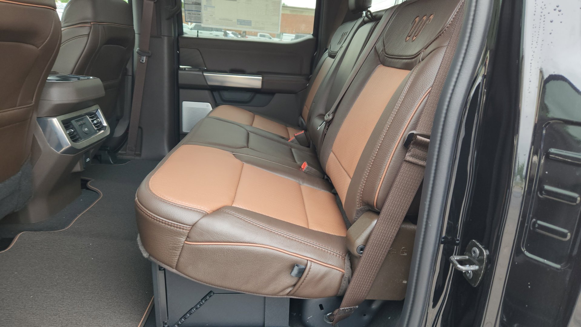 New 2026 Agate Black Metallic Ford King Ranch image 26