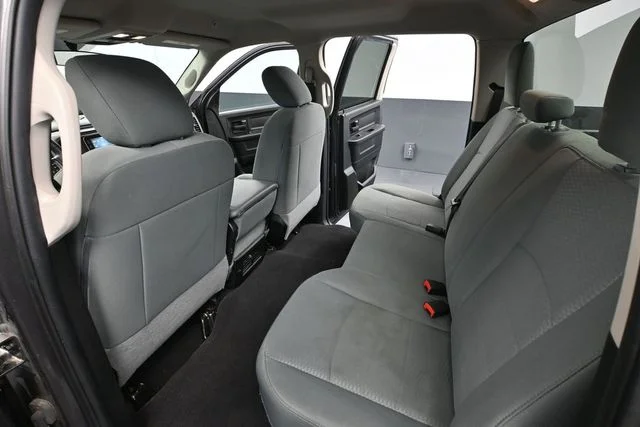 Used 2019 Gray Ram Tradesman image 27