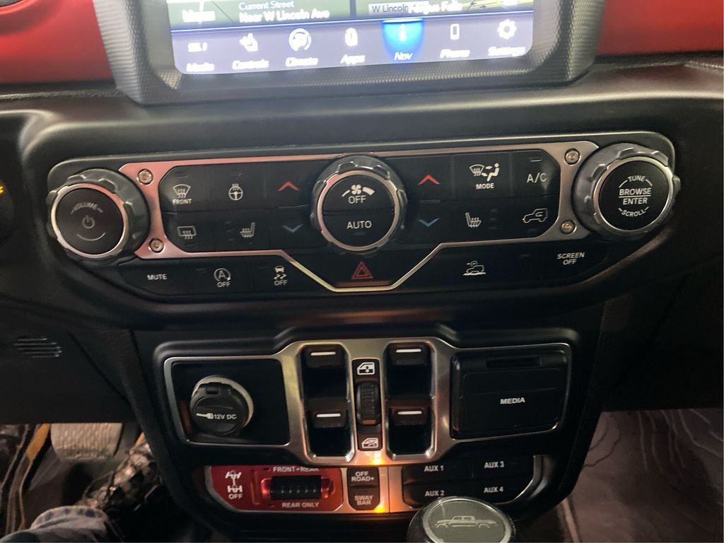 Used 2021 Gray Jeep Rubicon image 20