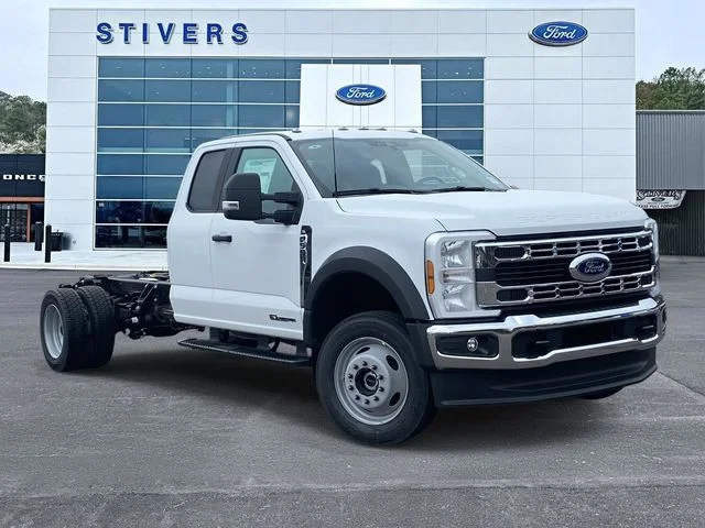 2026 Ford F-550 XL 4x4 SuperCab 192-In DRW's photo