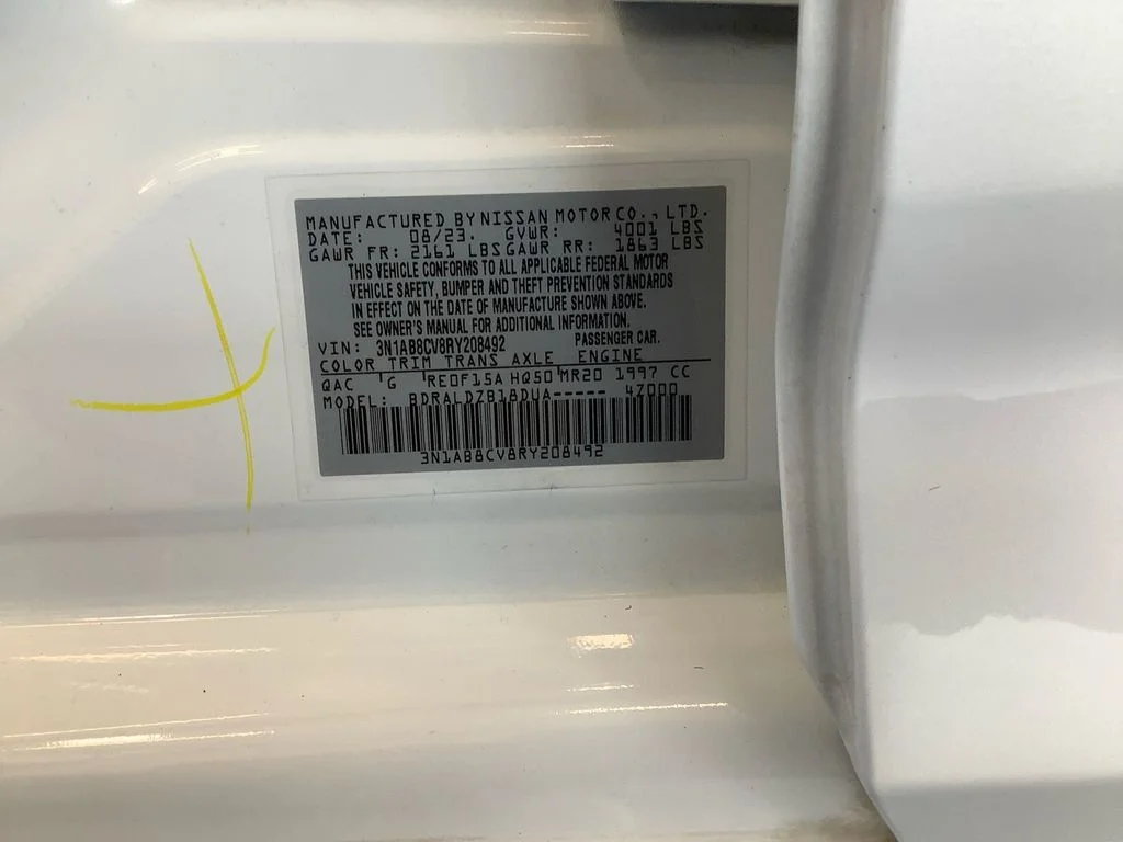 Used 2024 White Nissan SV image 20