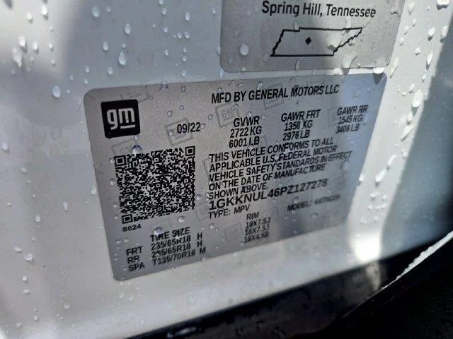 Used 2023 Summit White GMC SLT image 30