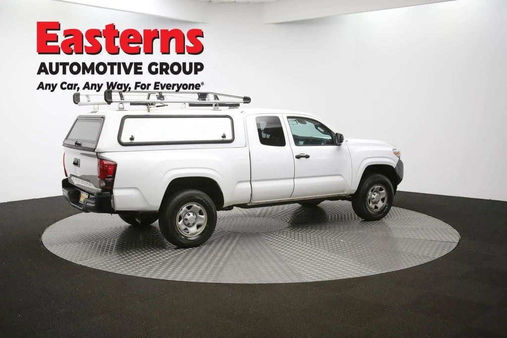 Used 2019 White Toyota SR image 38