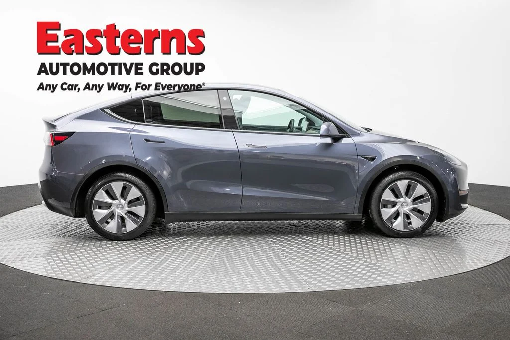 Used 2021 Gray Tesla Long Range image 3