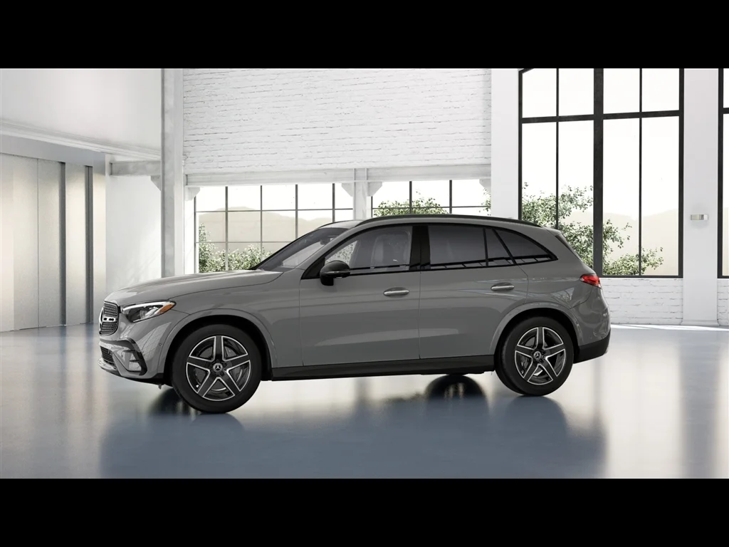 New 2026 Manufaktur Alpine Grey Mercedes-Benz GLC 300 4MATIC® image 31