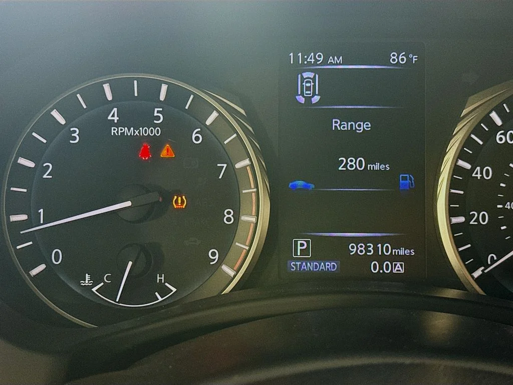 Certified Used 2021 Black INFINITI Red Sport 400 image 16