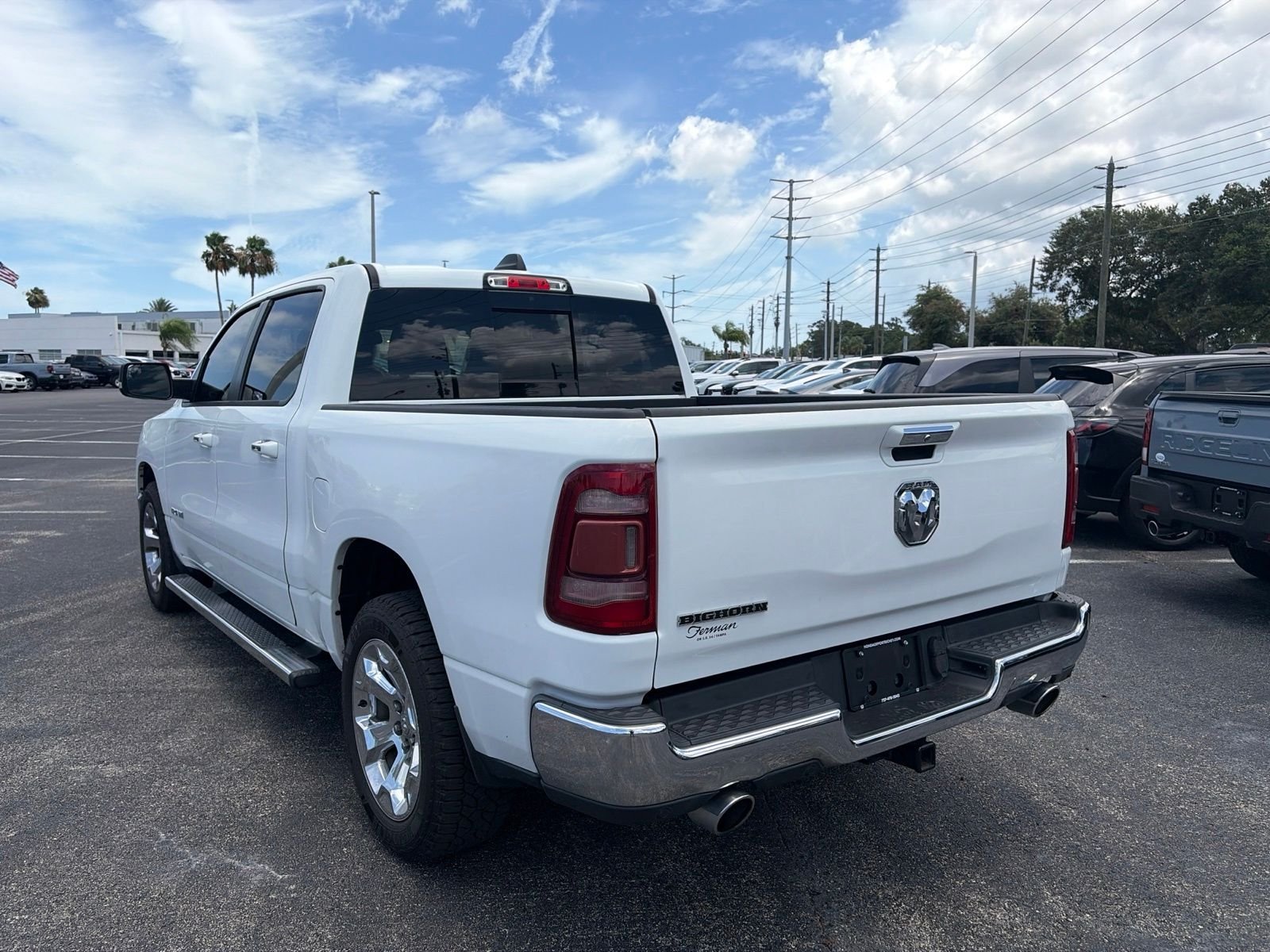 Used 2022 White Ram Big Horn/Lone Star image 5