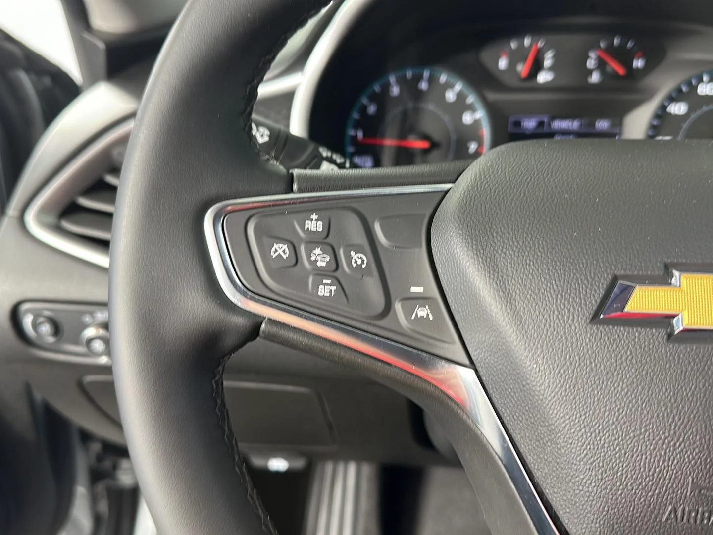 Used 2024 Sterling Gray Metallic Chevrolet LT image 16