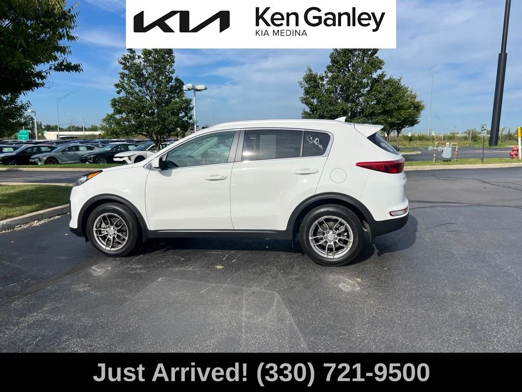 Certified Used 2018 White Kia LX image 8
