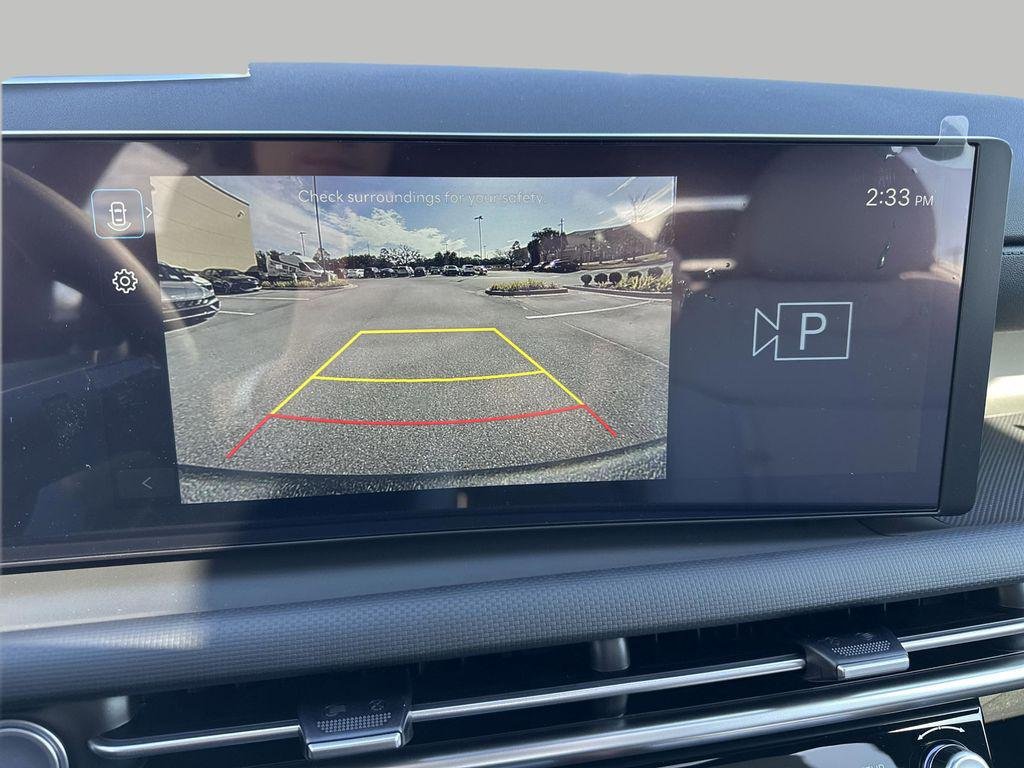 New 2026 Atlas White Hyundai SEL Activity FWD image 17