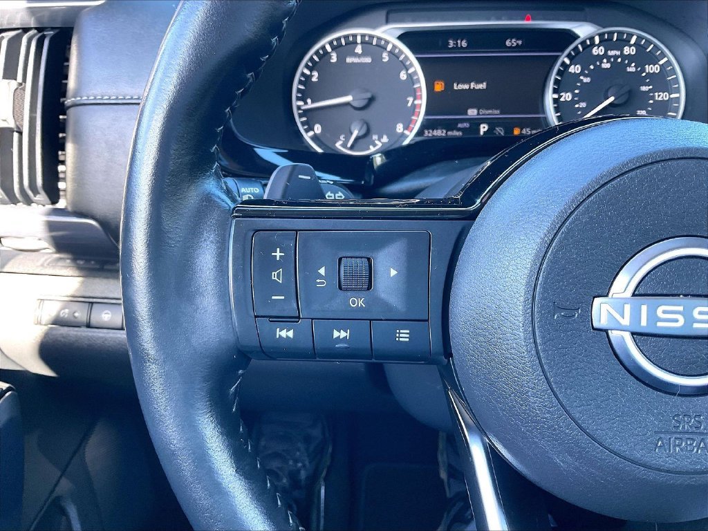 Used 2022 Deep Ocean Blue Pearl Nissan SL image 22