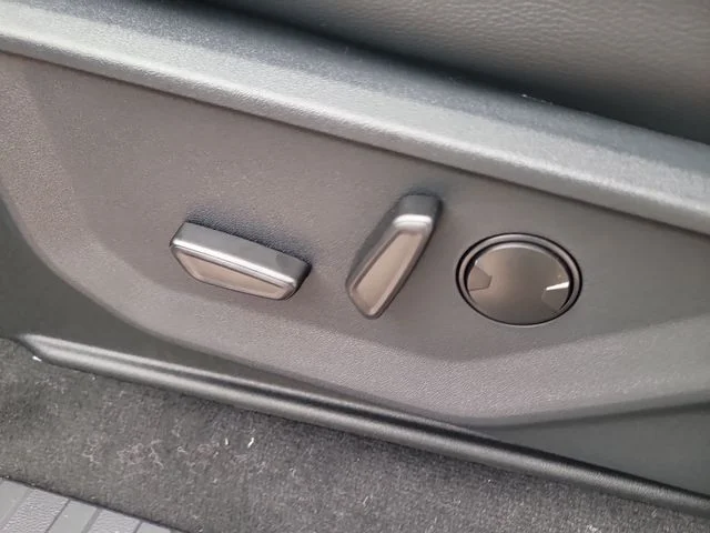 New 2026 Gray Metallic Ford Lariat image 22