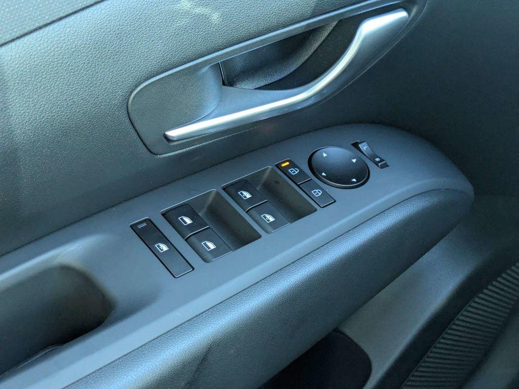 New 2026 Gray Hyundai SEL Premium FWD image 25