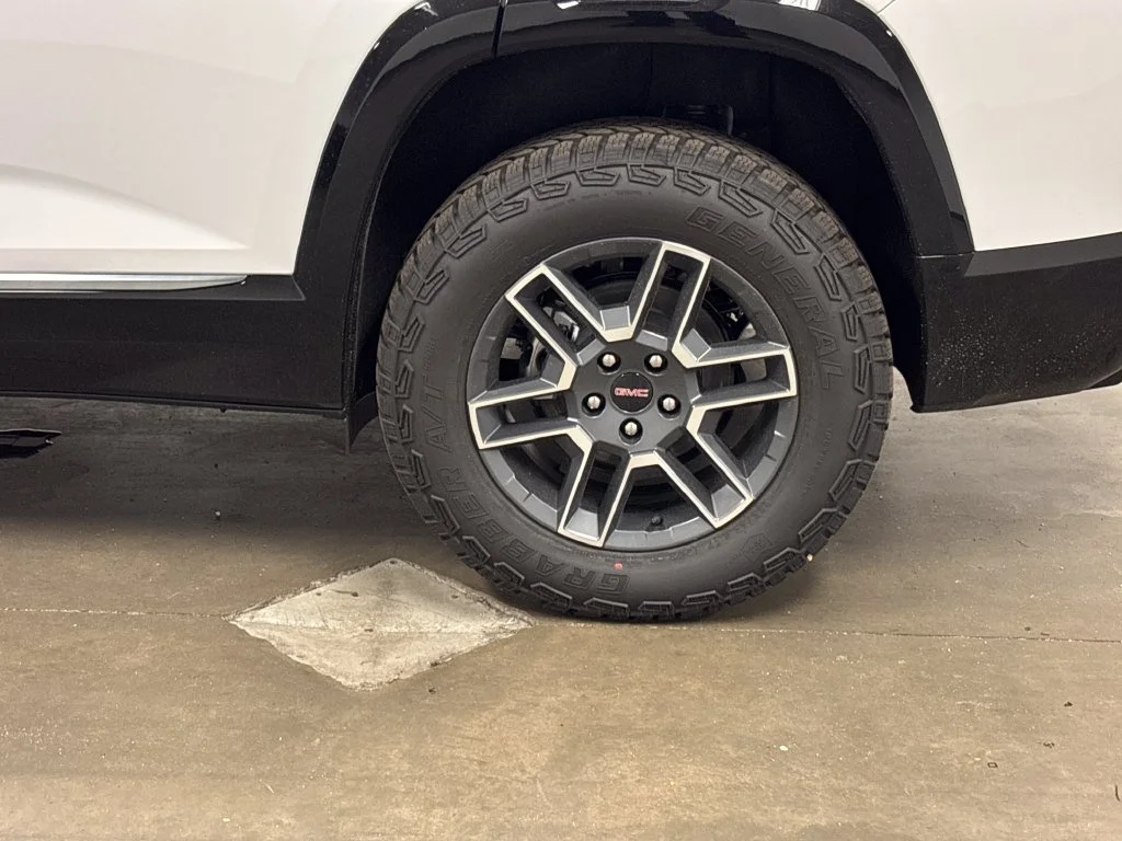 2026 GMC Terrain AT4 - Photo 11